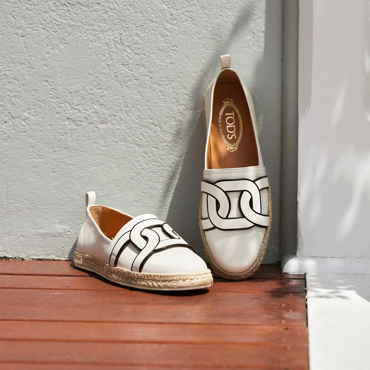 Kate Chain Leather Skater